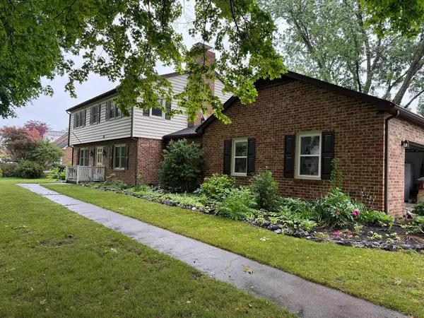 200 Pelham Dr, WAYNESBORO, VA 22980