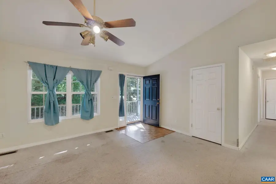 738 Jefferson Dr, Palmyra, VA 22963 - #3