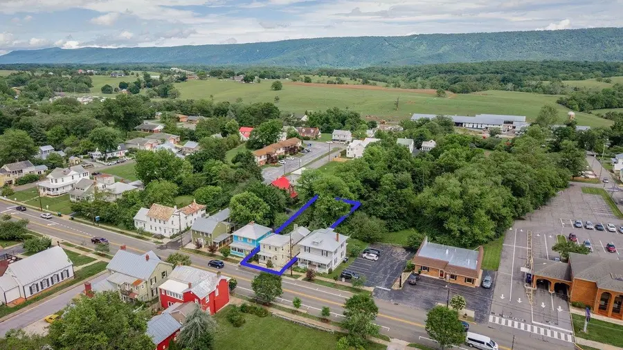 234 N Main St, Woodstock, VA 22664 - #2