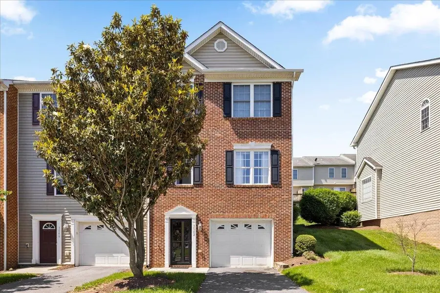 3042 Crystal Spring Ln, Massanetta Springs, VA 22801 - #2