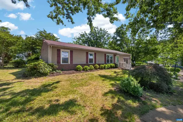 213 Oak St, CHARLOTTESVILLE, VA 22902