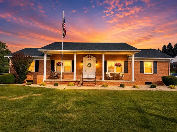 114 Old White Bridge Rd, WAYNESBORO, VA 22980