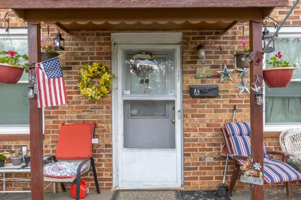 2292 Lee Hwy, MOUNT SIDNEY, VA 24467