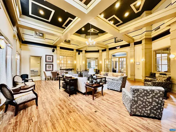 235 Yellowstone Dr #102, CHARLOTTESVILLE, VA 22903