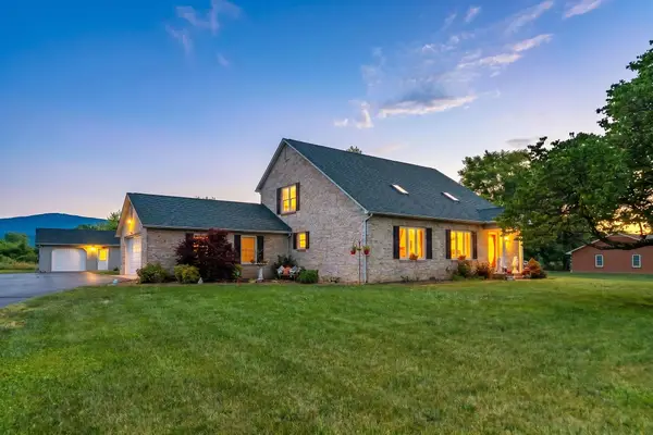 1802 N River Rd, MOUNT SOLON, VA 22843