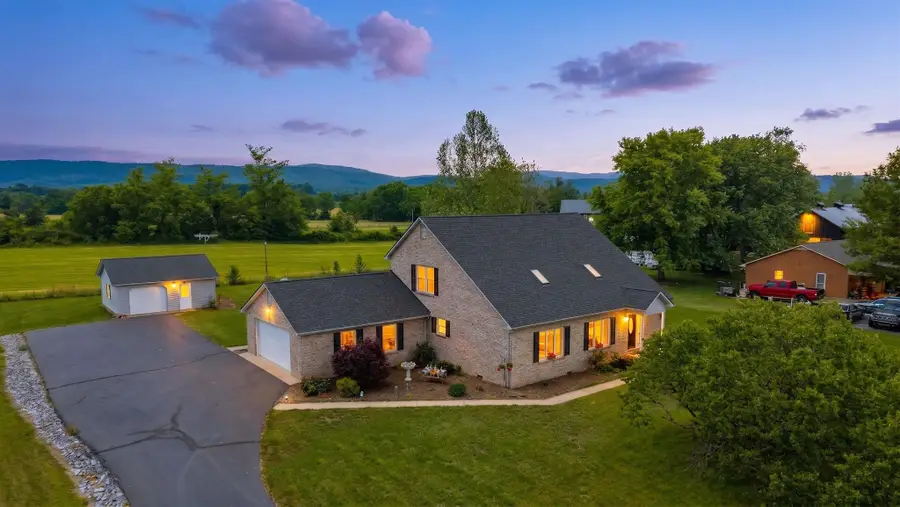1802 N River Rd, Mount Solon, VA 22843 - #3
