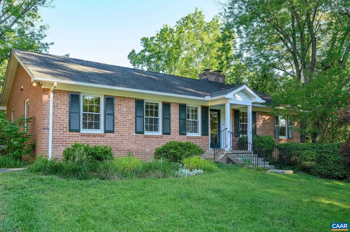 112 Bollingbrook Dr, Charlottesville, VA 22911 - #1