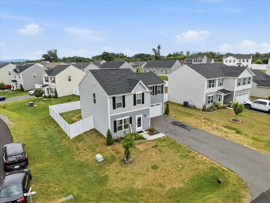 1208 Watson Dr, Grottoes, VA 24441 - #2
