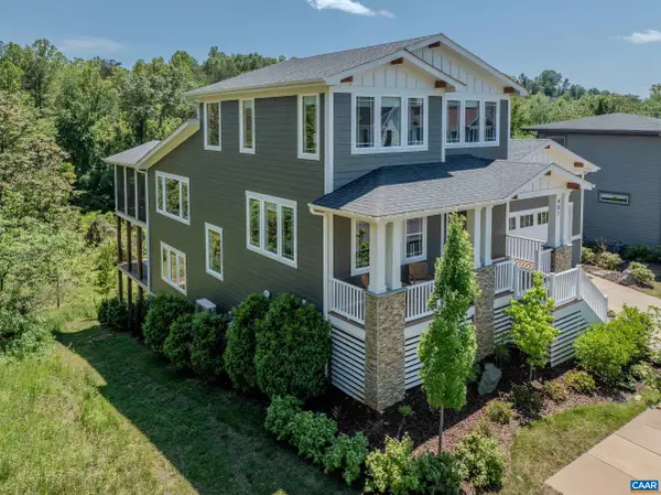 401 Lochlyn Hill Dr, CHARLOTTESVILLE, VA 22901