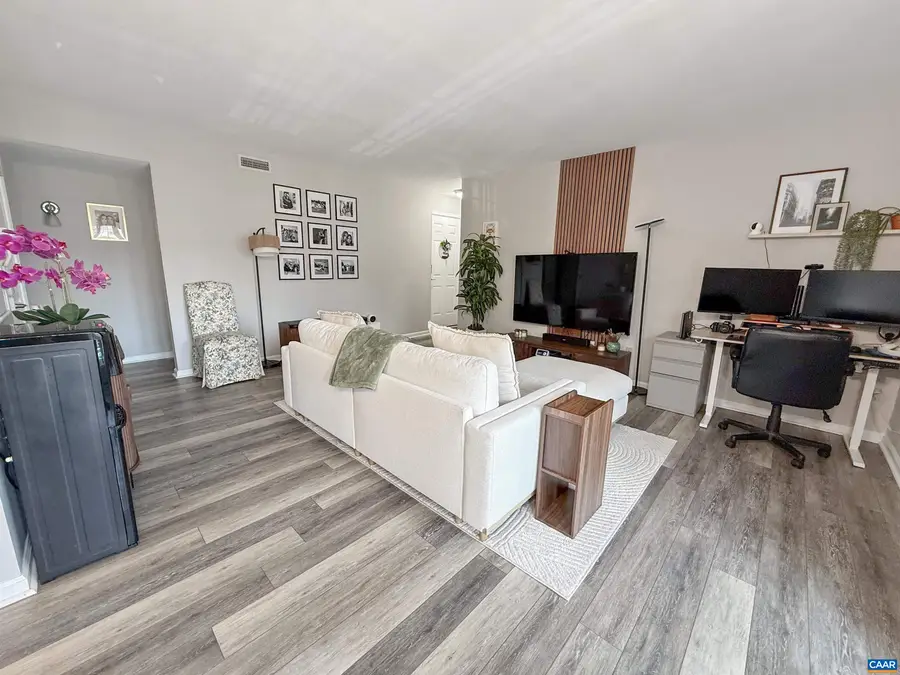 1354 Villa Way #D, Charlottesville, VA 22903 - #3