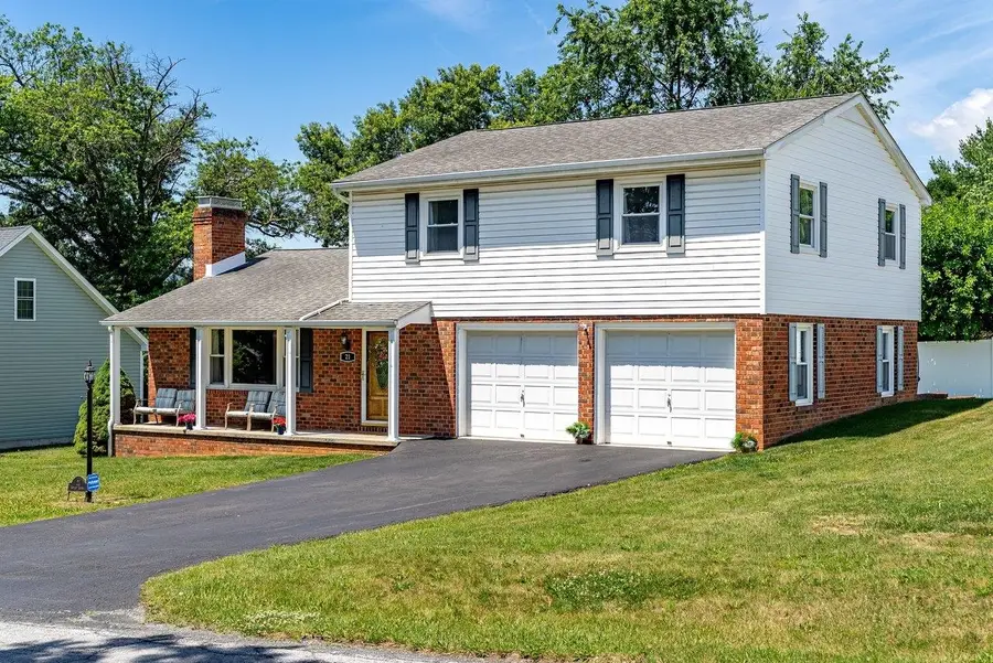 21 Stuart Ave, Stuarts Draft, VA 24401 - #3
