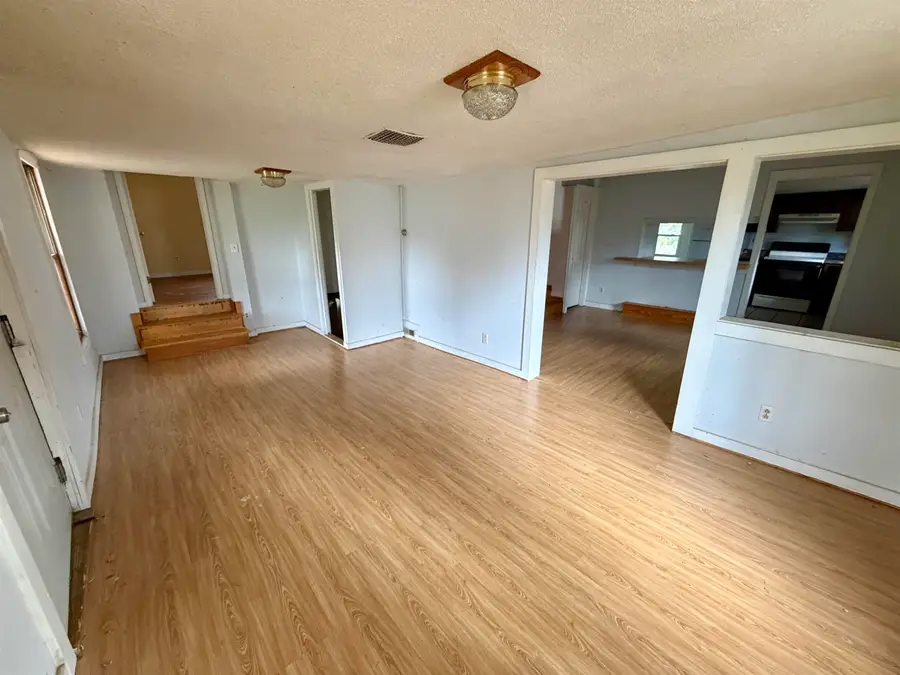 749 Florence Ave, Waynesboro, VA 22980 - #3