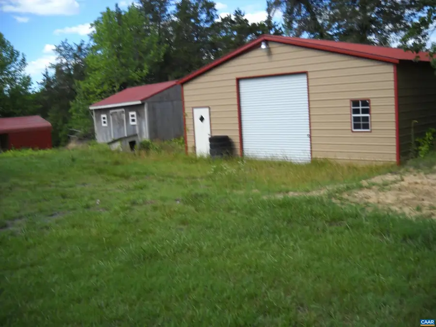 432 Twin Oaks Ln, Kents Store, VA 23084 - #3