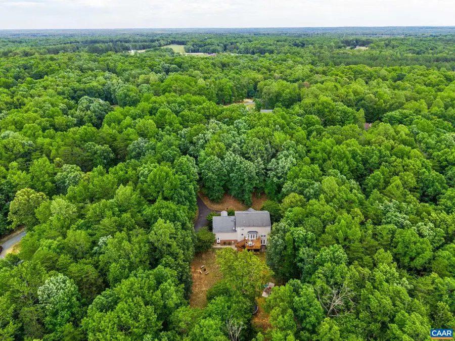 59 Fox Trot Ln, Palmyra, VA 22963 - #3
