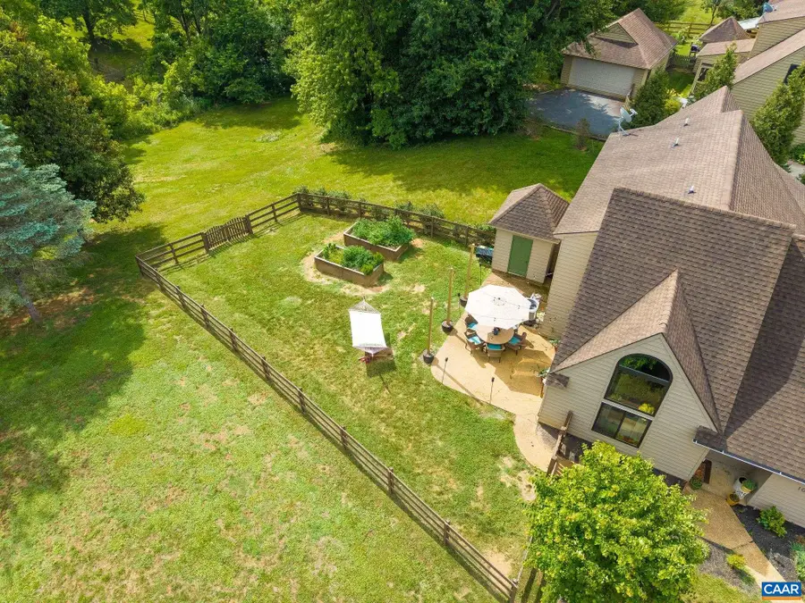 1067 Highland Dr, Charlottesville, VA 22901 - #2