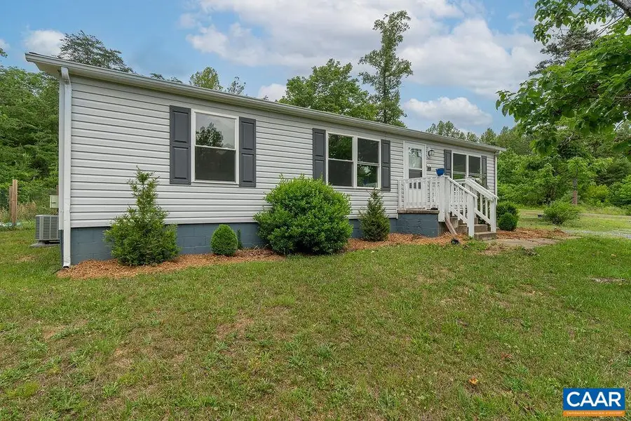 1043 Ford Ave, Stanardsville, VA 22973 - #2