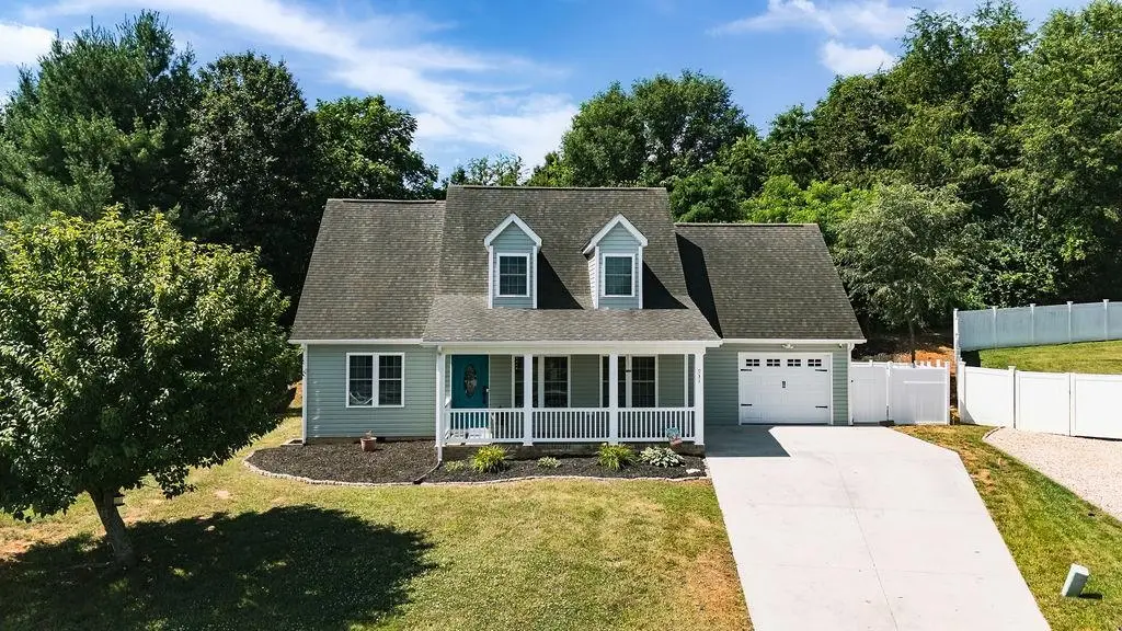 931 Battery Rd, Waynesboro, VA 22980 - #1