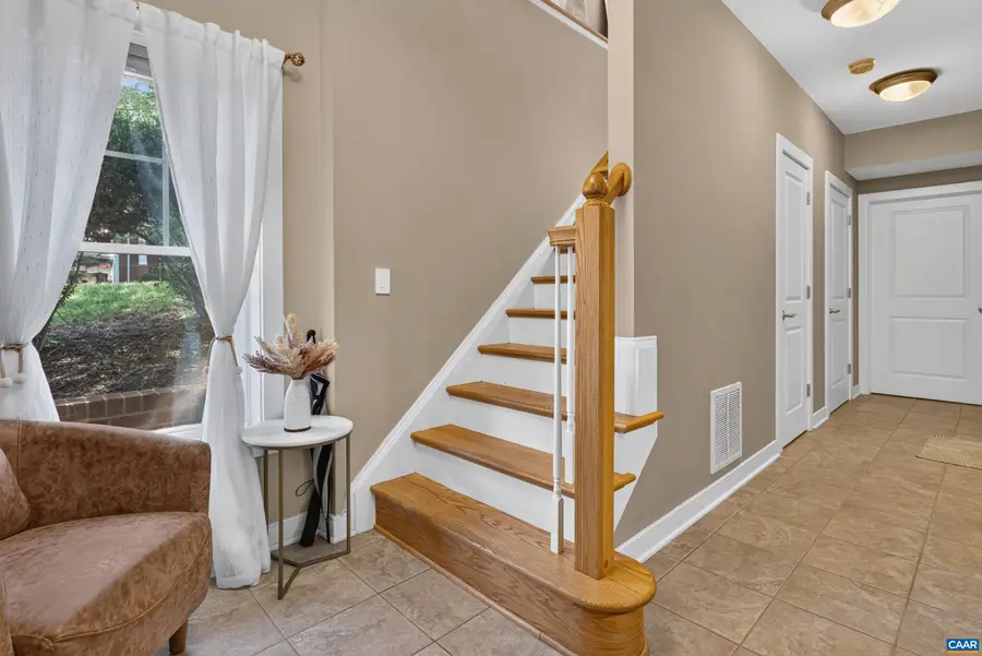 1565 Newcastle Ct, Charlottesville, VA 22911 - #3