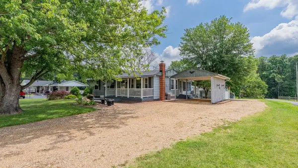 376 Bloomer Springs Rd, MCGAHEYSVILLE, VA 22840