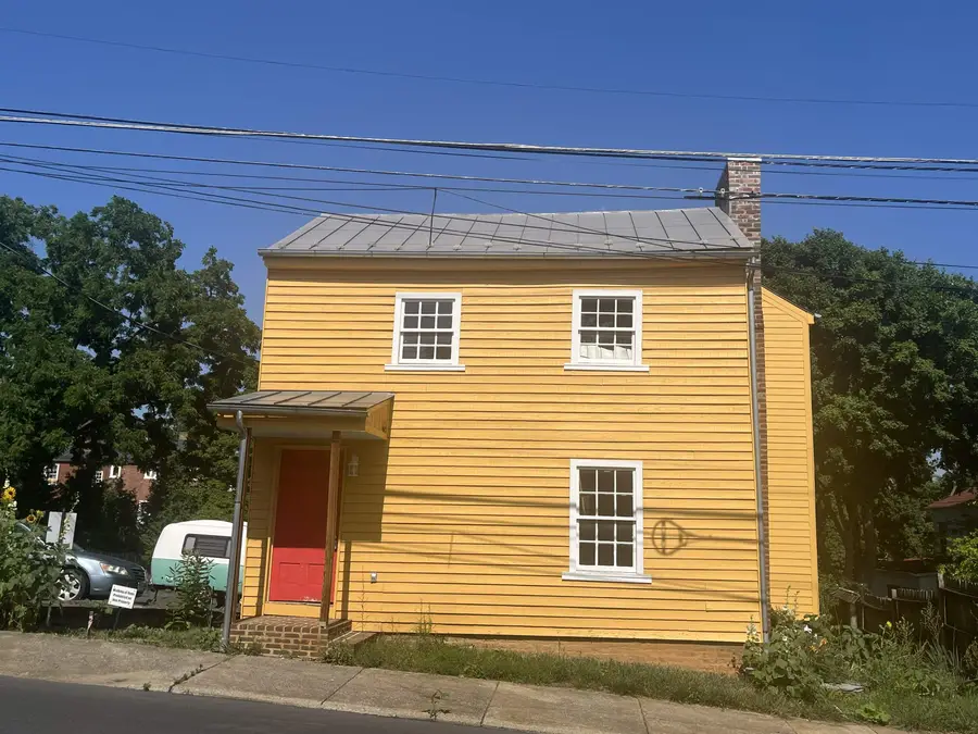 9 N Jefferson St, Staunton, VA 24401 - #3