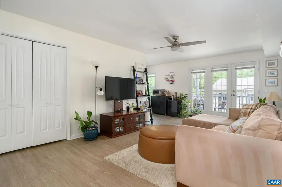 1211 Villa Ln #E, Charlottesville, VA 22903 - #3