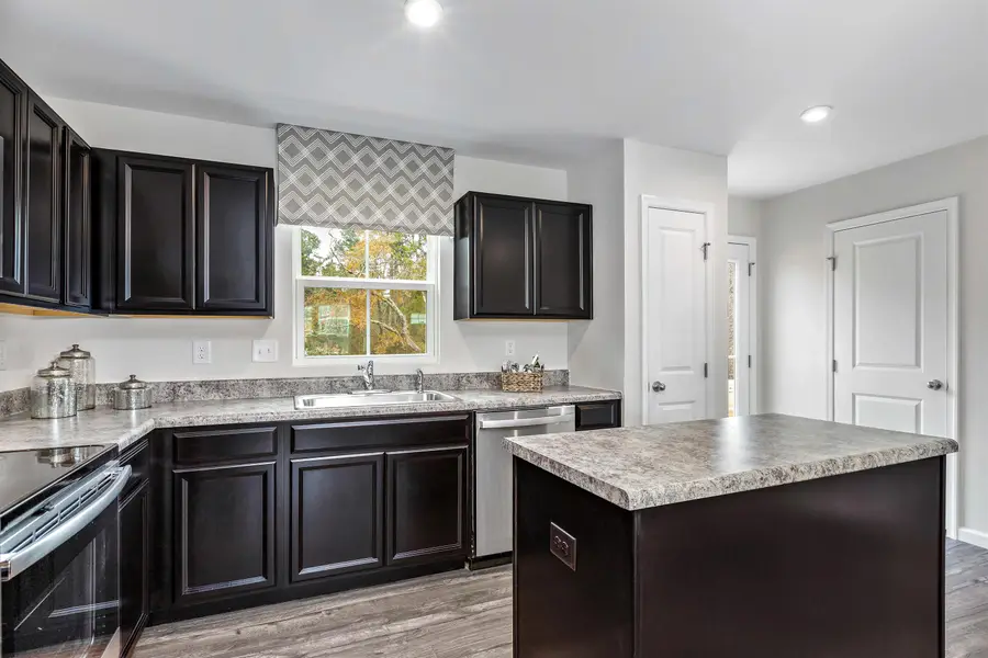 27 Willow Oak Way, Staunton, VA 24401 - #3