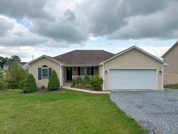 121 Sugar Mill Ln, WEYERS CAVE, VA 24486
