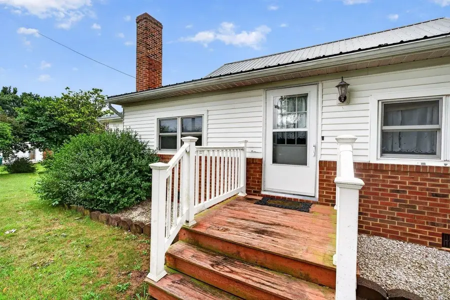 10402 Phillips Store Rd, Broadway, VA 22815 - #2