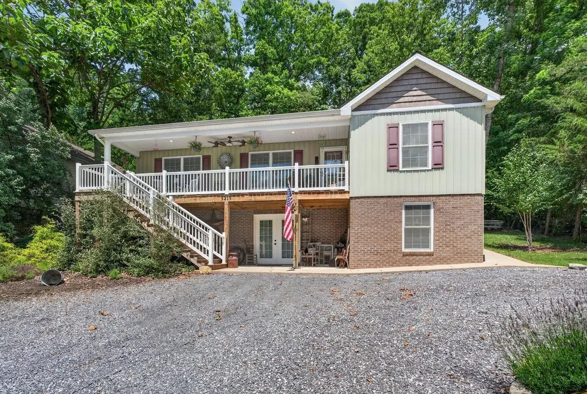 5215 Trevino Dr, McGaheysville, VA 22840 - #1