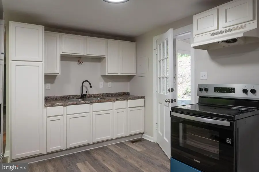 5435 Ames Gap Ln, Covesville, VA 22931 - #3