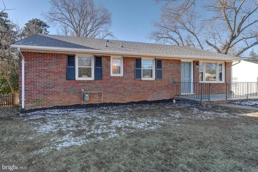 302 Harris Rd, Charlottesville, VA 22903 - Image #2