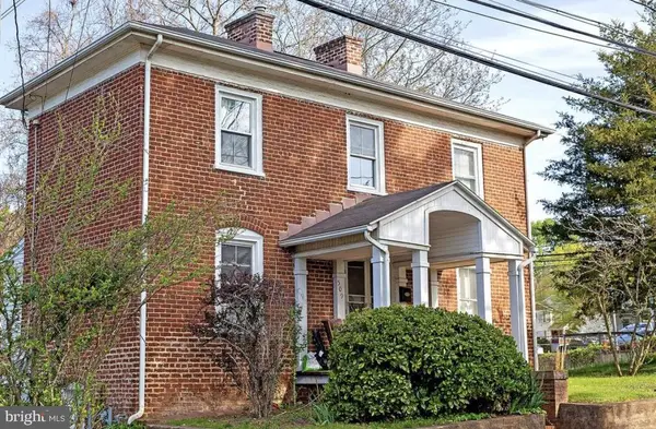 509 7 1/2 St Sw, CHARLOTTESVILLE, VA 22903