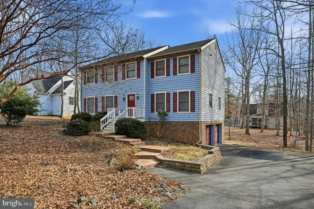 25 Woodlawn Dr, Palmyra, VA 22963 - Image #1