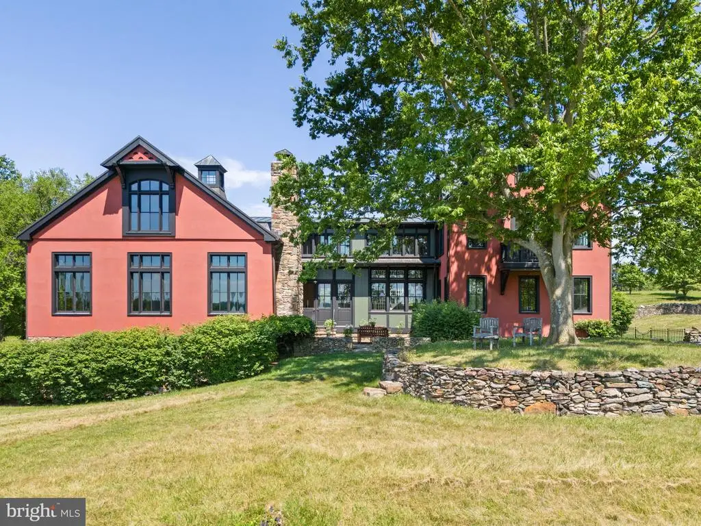 9425 Blackpond Ln, Delaplane, VA  - Image #1