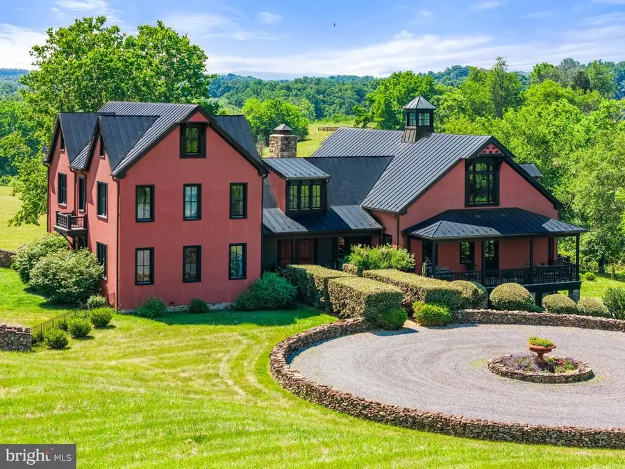 9425 Blackpond Ln, Delaplane, VA  - Image #2