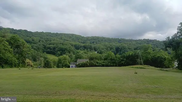 Carolyns Way, LINDEN, VA 