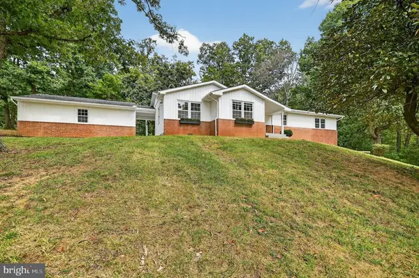 5084 Fairview Ln, BROAD RUN, VA 