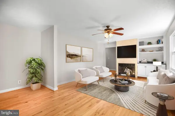 13206 Golden Dr, SUMERDUCK, VA 