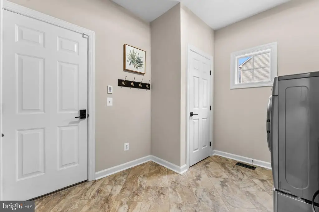 6348 Barn Owl Ct, Warrenton, VA  - Image #1