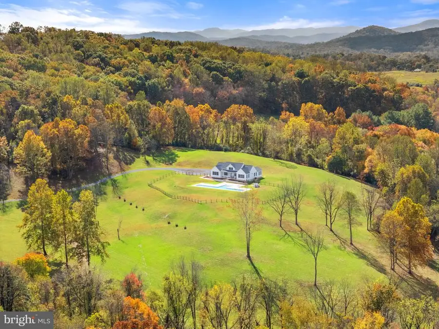 4050 Carrington, Delaplane, VA  - Image #2