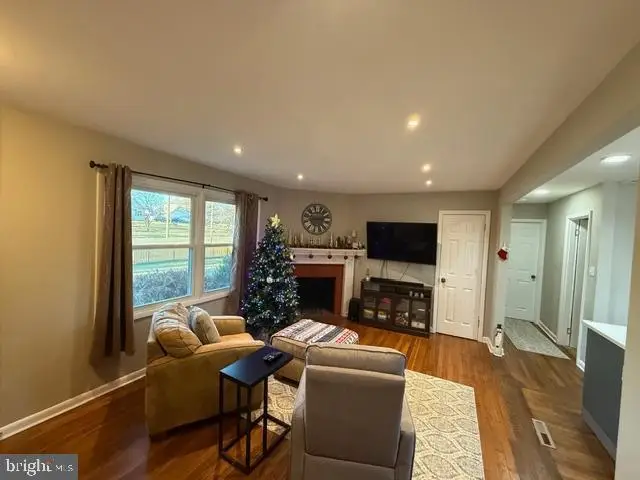 675 Bear Wallow Rd, Warrenton, VA 20186 - Image #3