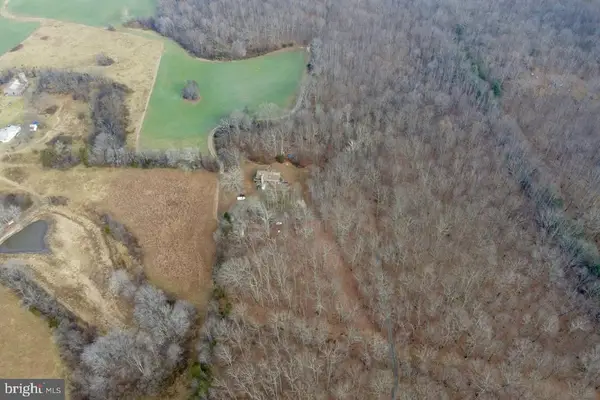 7389 Leeds Manor Rd, MARSHALL, VA 