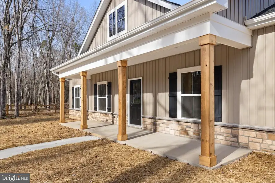 Gray Meadow Ct, Warrenton, VA  - Image #2