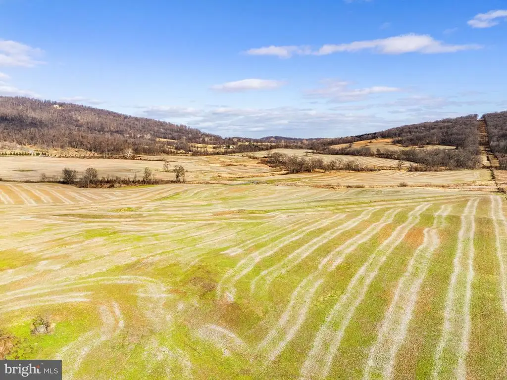 1041 Winchester Rd, Paris, VA  - Image #1