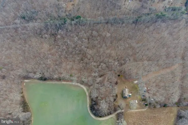 7389 Leeds Manor Rd, MARSHALL, VA 