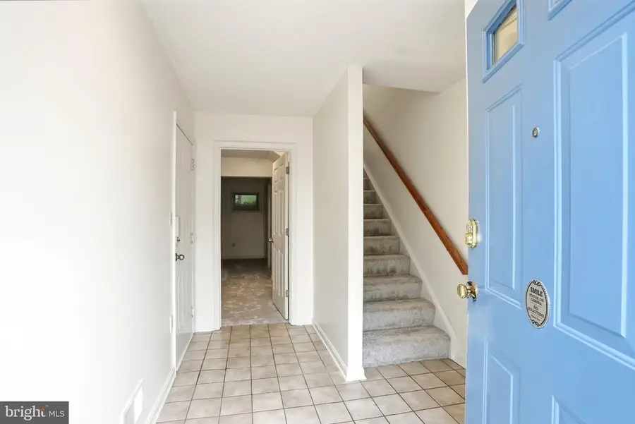 541 Highland Towne Ln, Warrenton, VA 20186 - #3