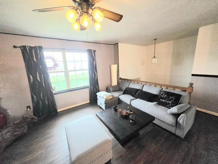 6918 Maplewood Dr, Bealeton, VA 22712 - #2