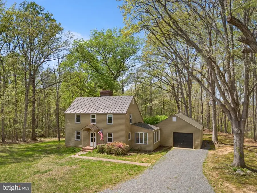 8358 Botha Rd, Warrenton, VA 20186 - #2