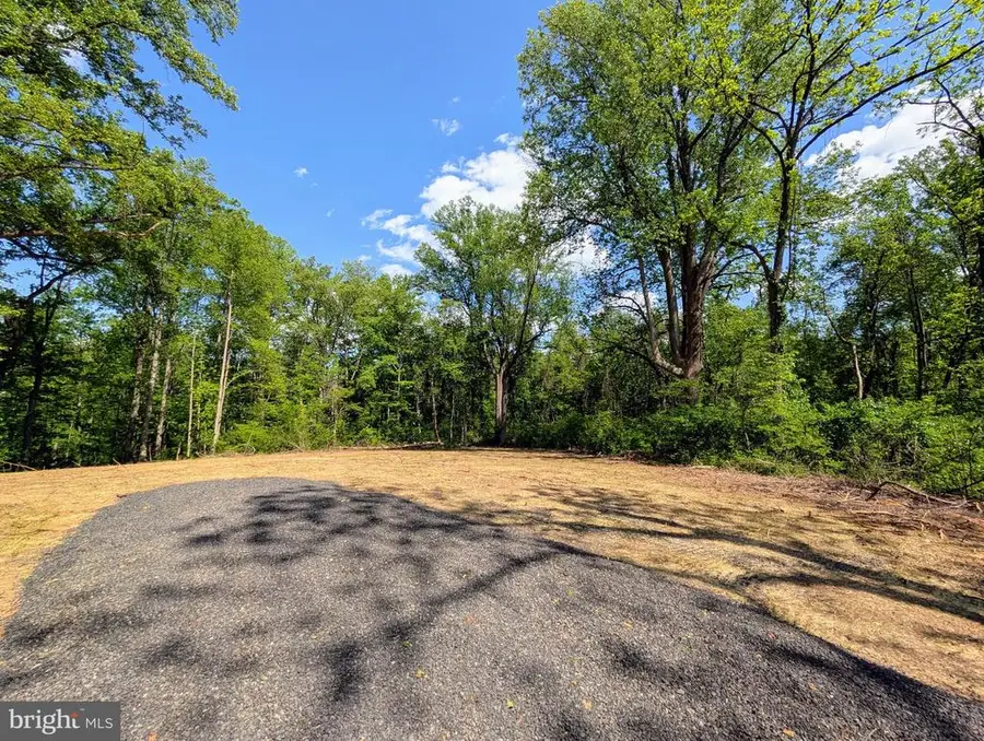 3964 Hidden Valley Ln, Linden, VA 22642 - #3