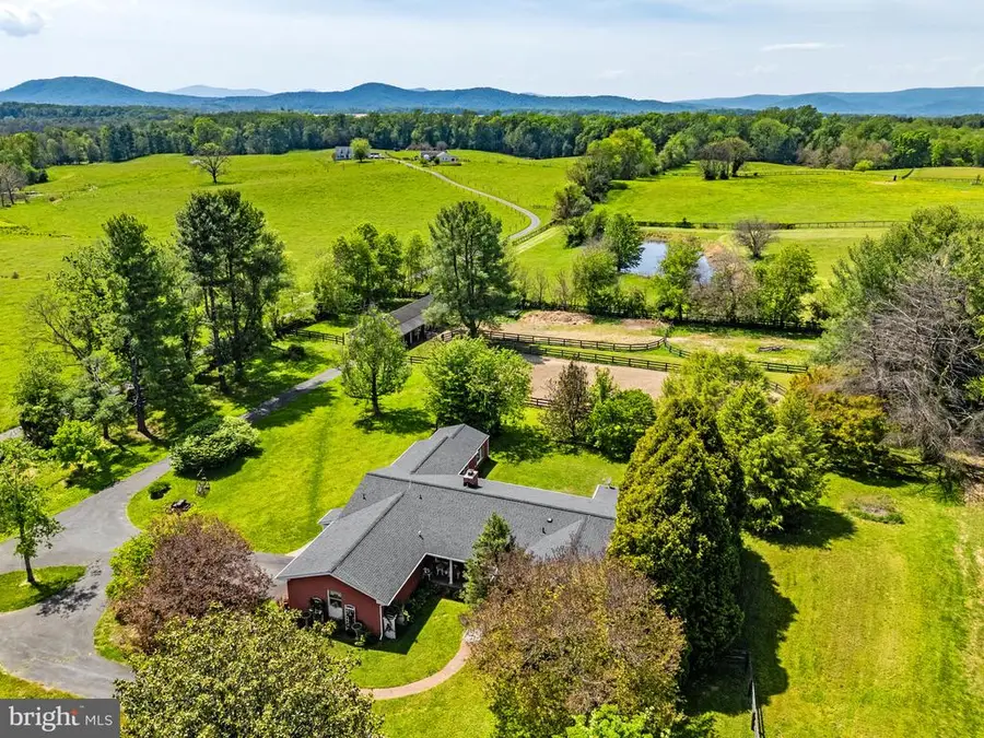 3934 Rectortown Rd, Marshall, VA 20115 - #2
